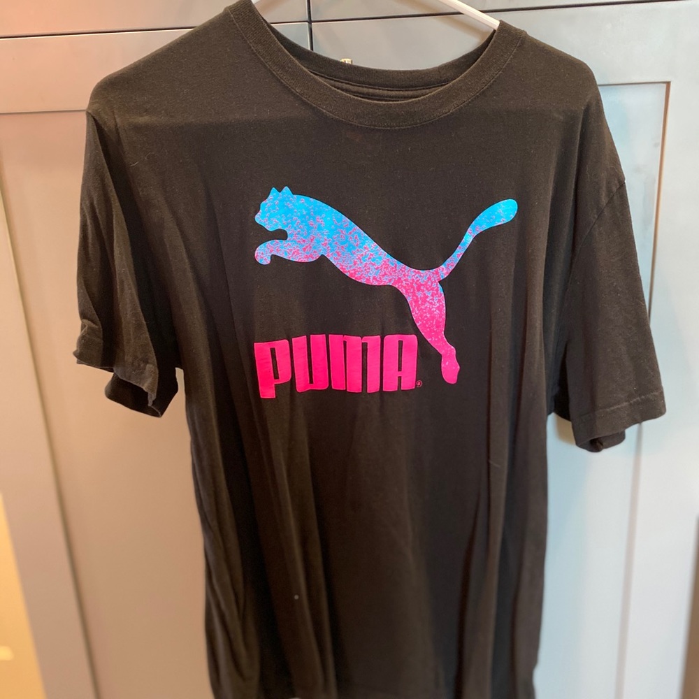 Puma size L tshirt